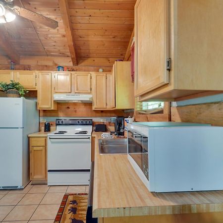 Gatlinburg Cabin With Hot Tub About 6 Mi To Downtown! Extérieur photo