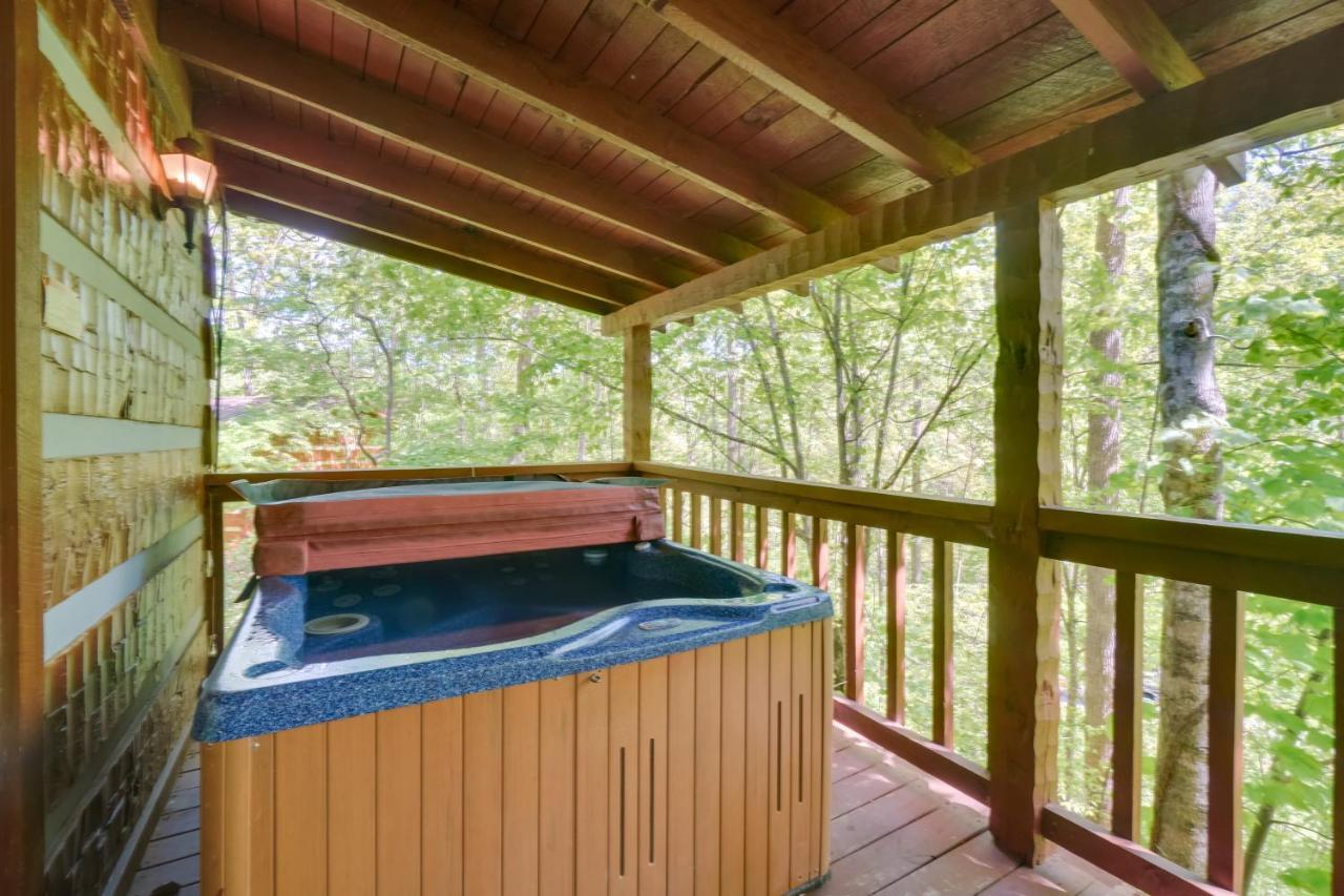 Gatlinburg Cabin With Hot Tub About 6 Mi To Downtown! Extérieur photo