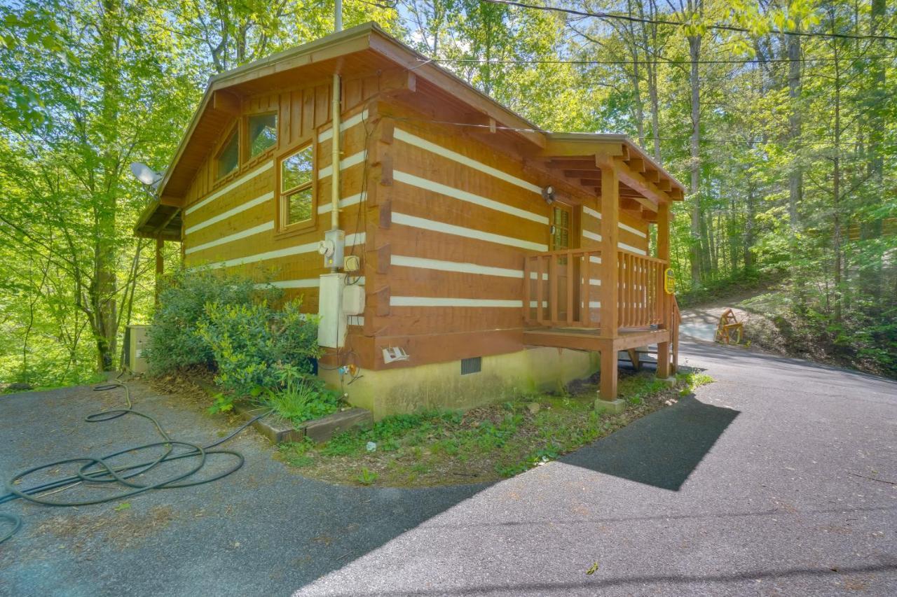 Gatlinburg Cabin With Hot Tub About 6 Mi To Downtown! Extérieur photo