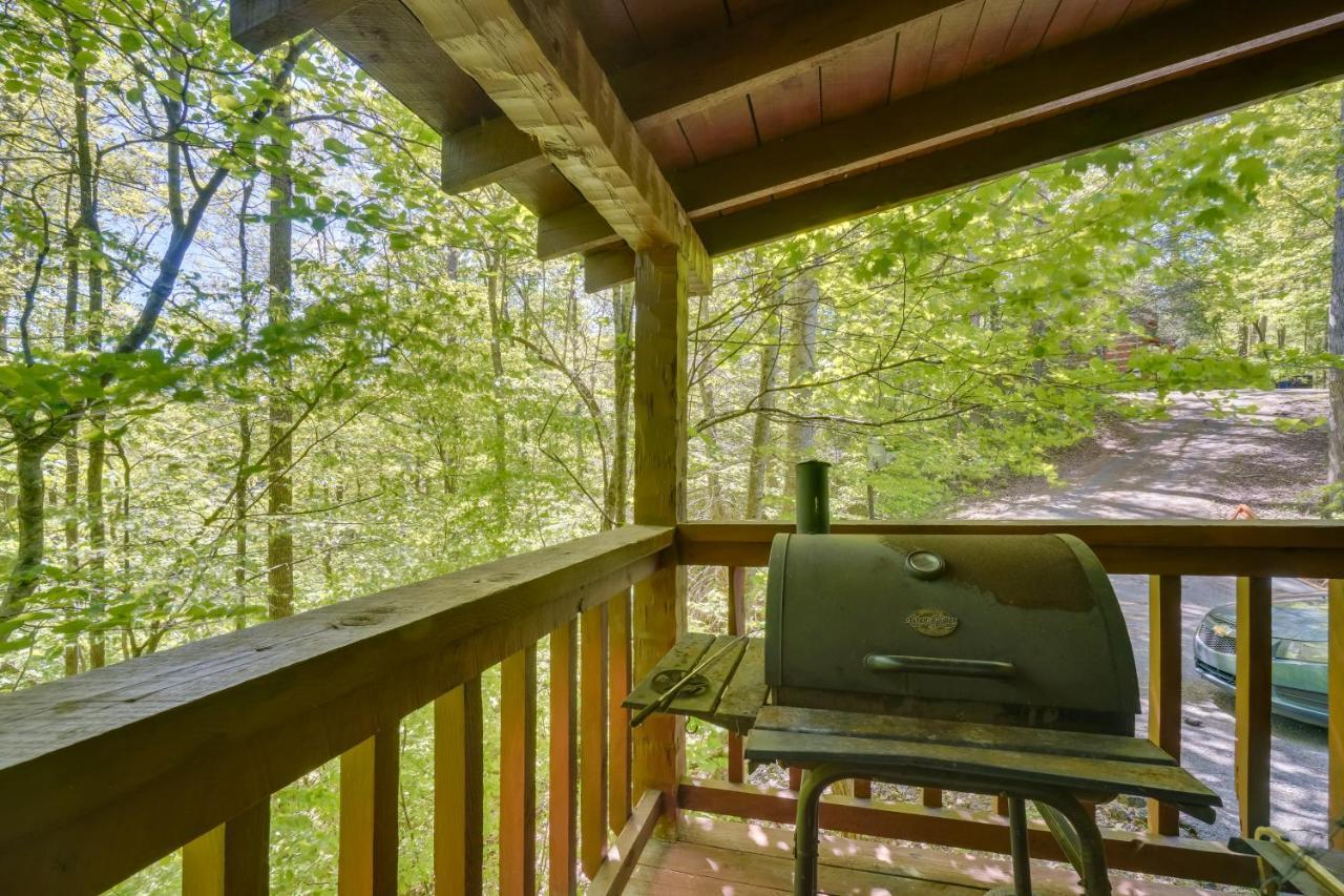 Gatlinburg Cabin With Hot Tub About 6 Mi To Downtown! Extérieur photo